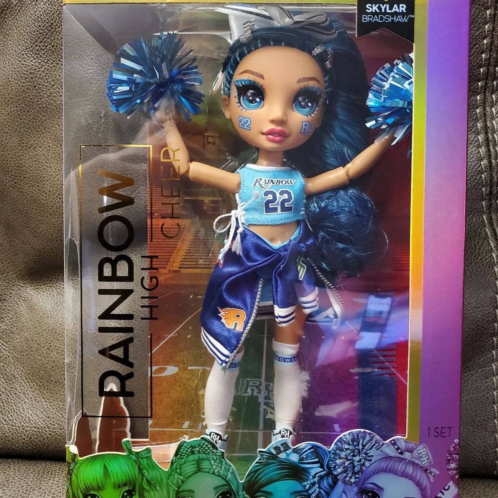 RAINBOW HIGH CHEER DOLL SKYLAR BRADSHAW BLUE
